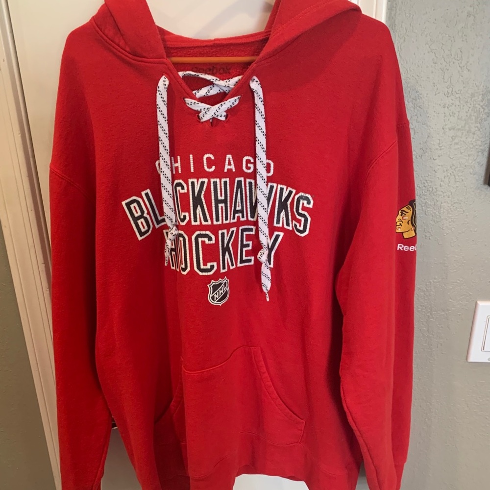 Men’s 2xl Chicago Blackhawks hoodie
